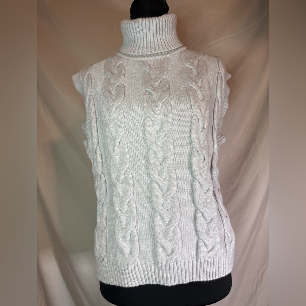 House of Harlow‎ Grey Cable Knit Sleeveless Turtleneck 🖤✨